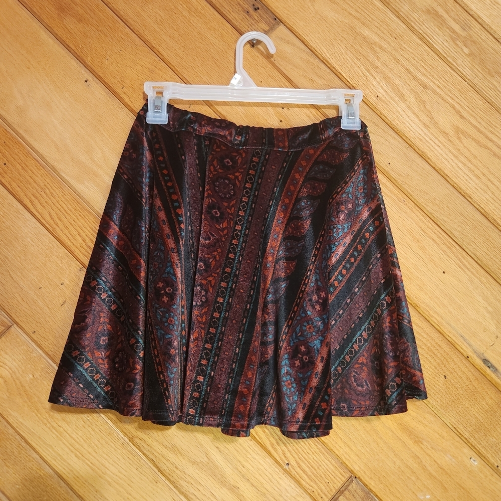 Hollister small red and blue patterned velvet mini skirt